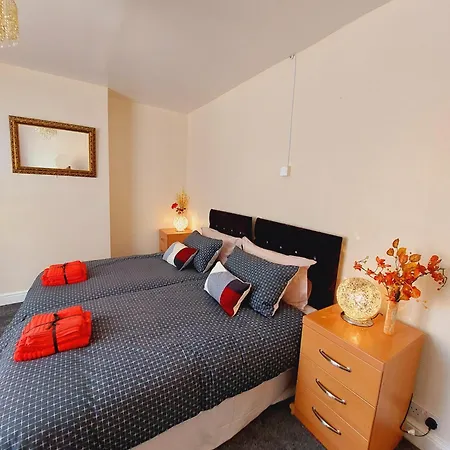 Elegant And Central Two Bedrooms House Bristol Exterior photo