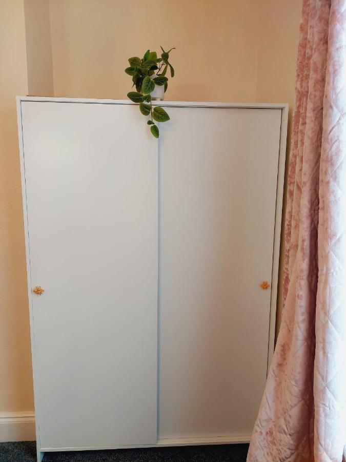 Elegant And Two Bedrooms House Apartment *